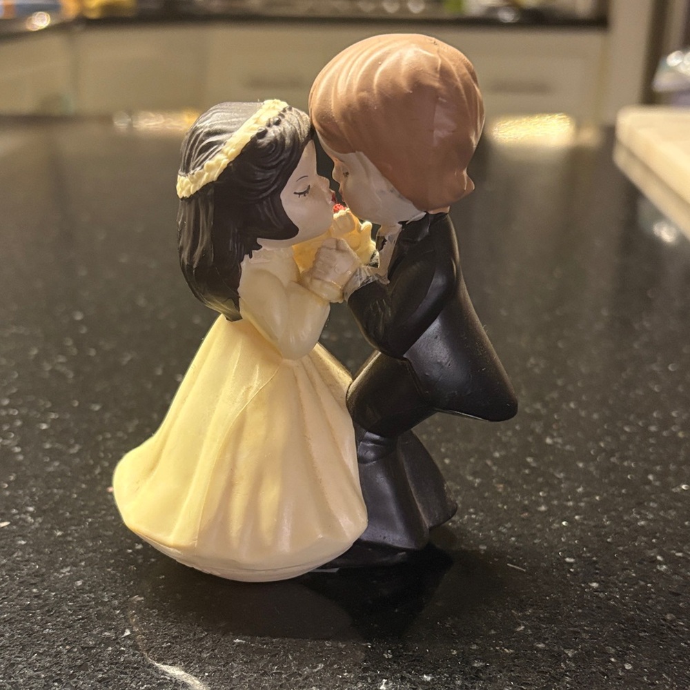 Elegant Wedding Couple Cake Topper vintage